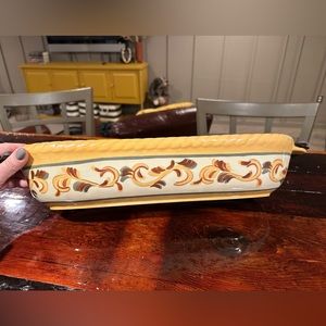 *Rare*  Artimino Tuscan Countryside bread/loaf serving dish.
